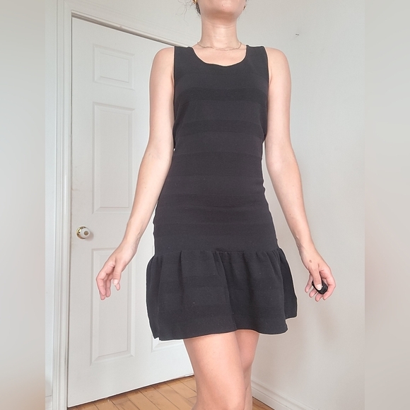 Sandro Elegant Black Sleeveless Dress - Picture 6 of 10